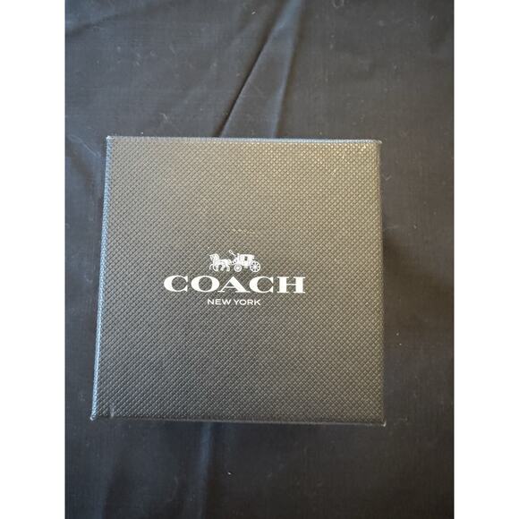 COACH Men's Harrison Gold-tone Bracelet Watch with Box - Picture 3 of 9